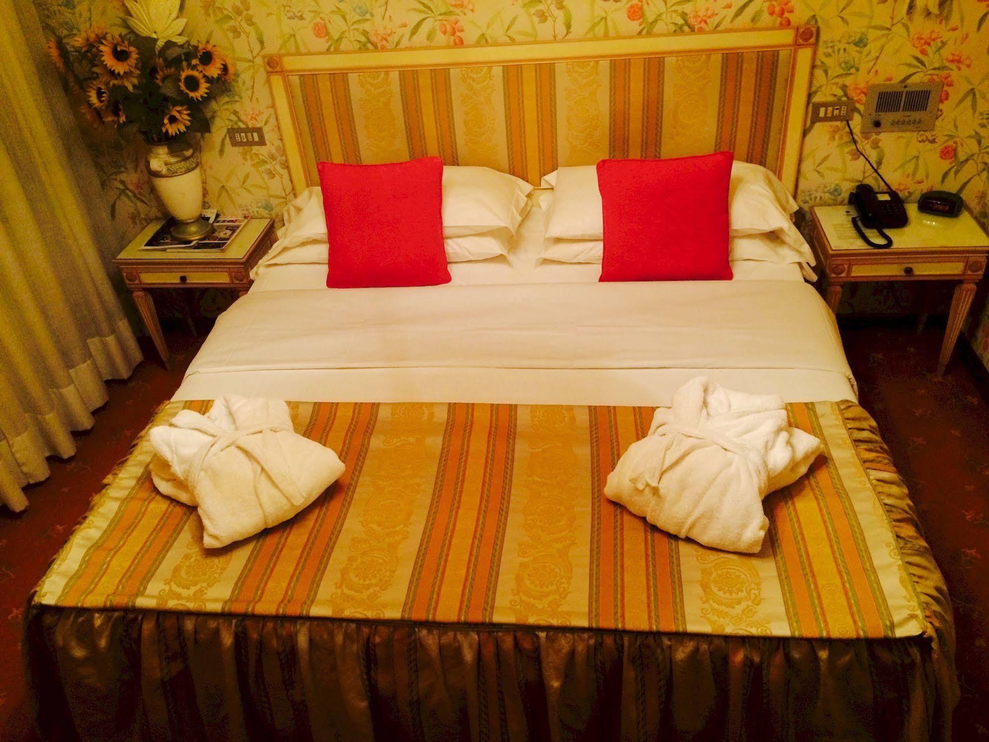 Hotel Al Camin Bassano del Grappa Exteriör bild